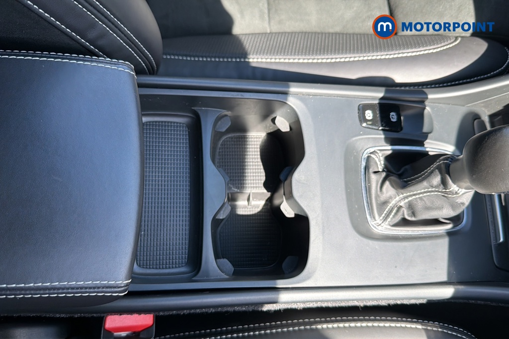 Volvo Xc40 R Design Pro Manual Petrol SUV - Stock Number (1643562) - 16th supplementary image