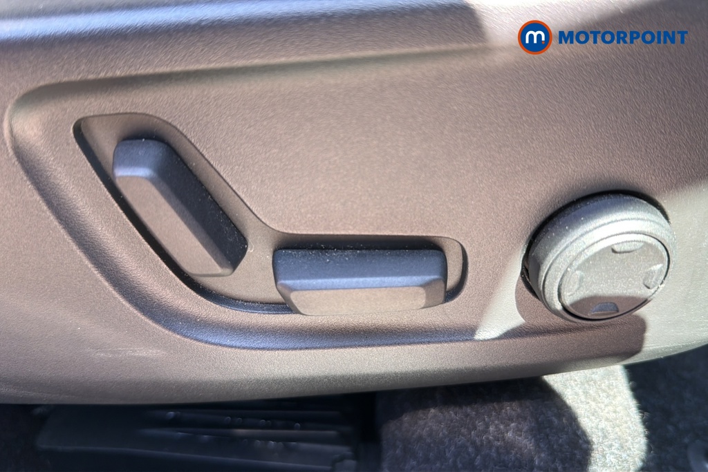 Volvo Xc40 R Design Pro Manual Petrol SUV - Stock Number (1643562) - 23rd supplementary image