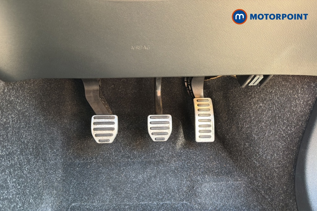 Volvo Xc40 R Design Pro Manual Petrol SUV - Stock Number (1643562) - 24th supplementary image