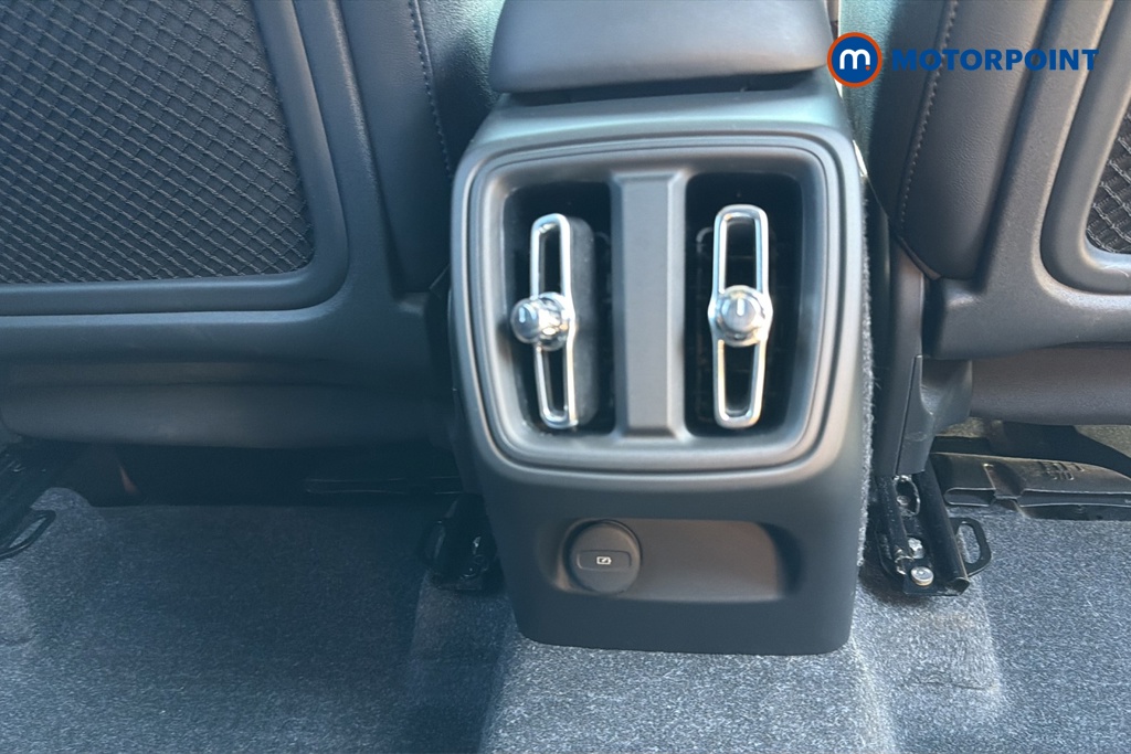 Volvo Xc40 R Design Pro Manual Petrol SUV - Stock Number (1643562) - 28th supplementary image