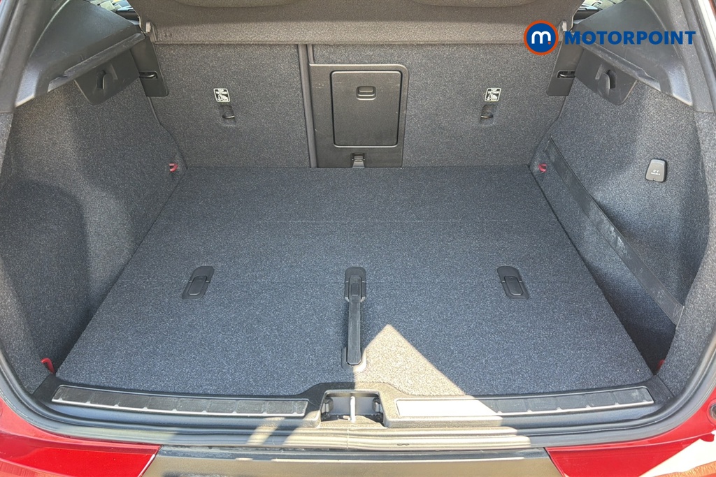 Volvo Xc40 R Design Pro Manual Petrol SUV - Stock Number (1643562) - 30th supplementary image