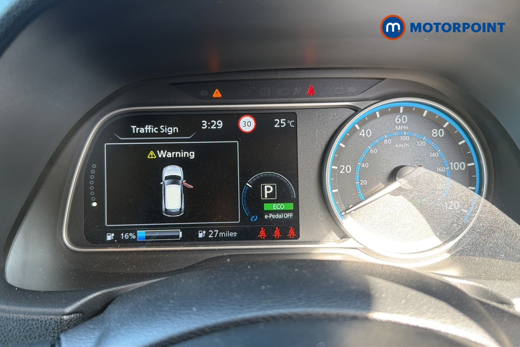 Nissan Leaf N-Connecta Automatic Electric Hatchback - Stock Number (1643658) - 7th supplementary image