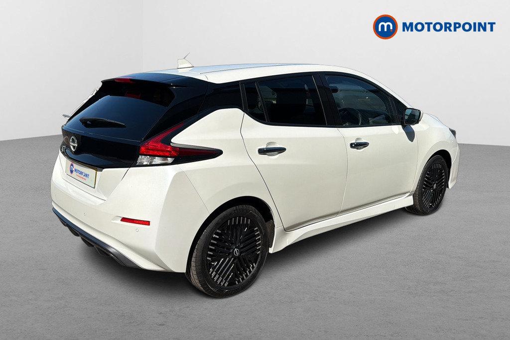 Nissan Leaf N-Connecta Automatic Electric Hatchback - Stock Number (1643658) - Passenger side rear corner