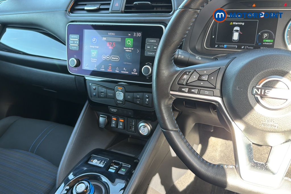 Nissan Leaf N-Connecta Automatic Electric Hatchback - Stock Number (1643658) - 1st supplementary image