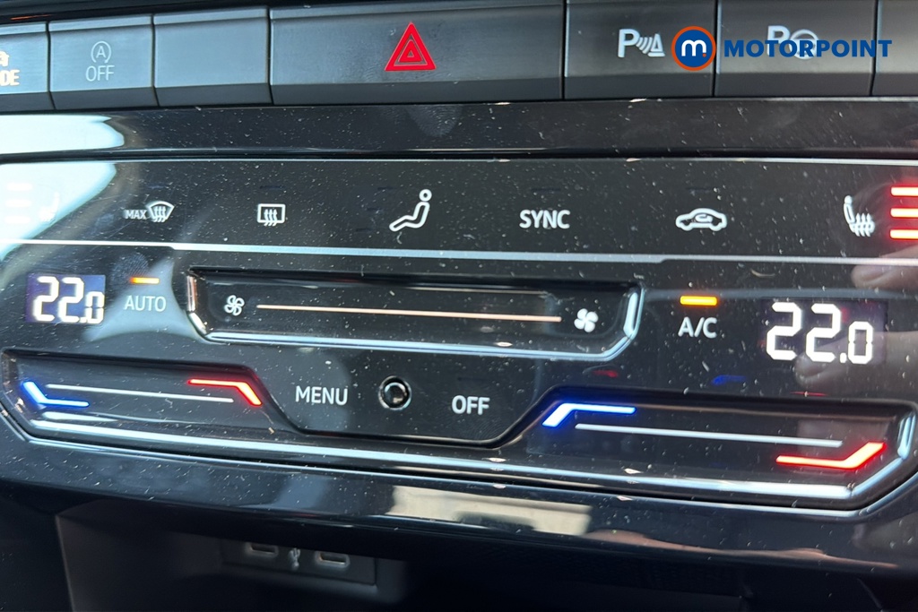Volkswagen T-Roc R-Line Automatic Petrol SUV - Stock Number (1645910) - 14th supplementary image