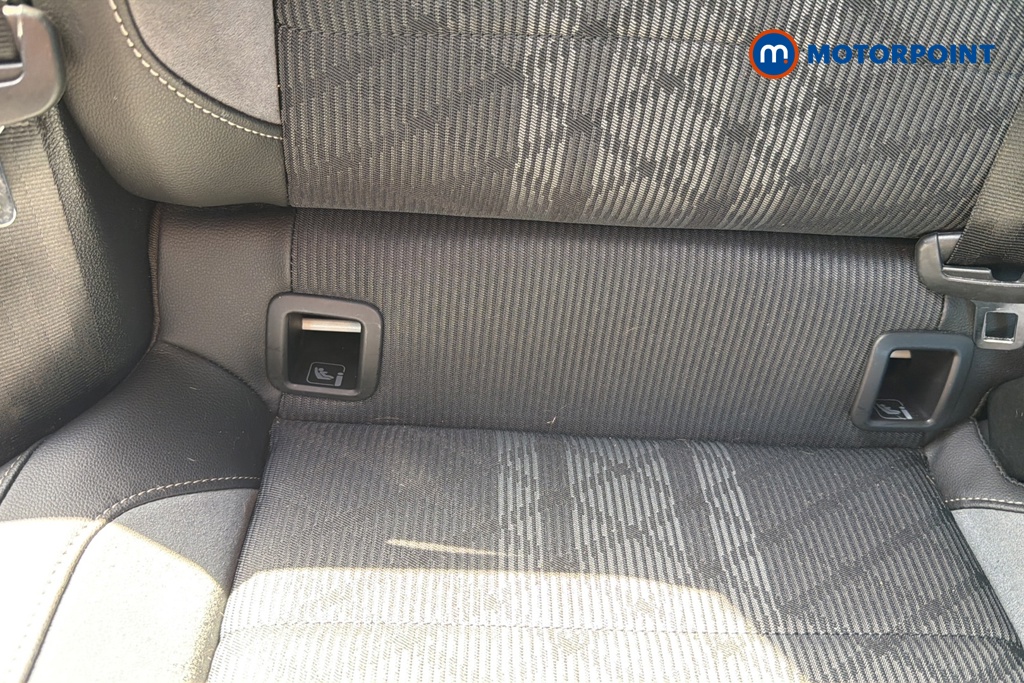 Volkswagen T-Roc R-Line Automatic Petrol SUV - Stock Number (1645910) - 27th supplementary image