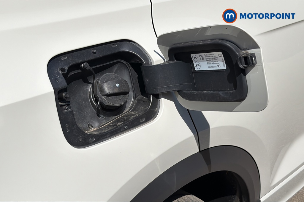 Volkswagen T-Roc R-Line Automatic Petrol SUV - Stock Number (1645910) - 41st supplementary image