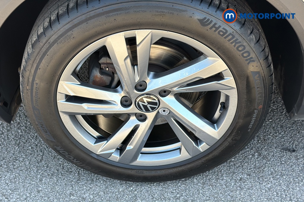 Volkswagen T-Roc R-Line Automatic Petrol SUV - Stock Number (1645910) - 44th supplementary image