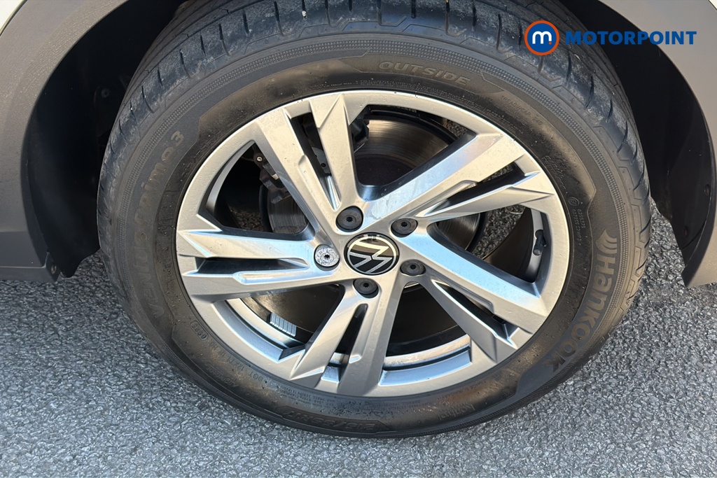 Volkswagen T-Roc R-Line Automatic Petrol SUV - Stock Number (1645910) - 45th supplementary image