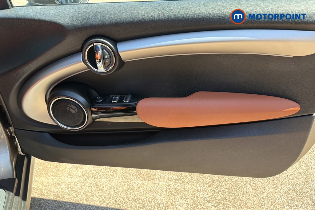 Mini Convertible Cooper S Exclusive Automatic Petrol Convertible - Stock Number (1645993) - 18th supplementary image