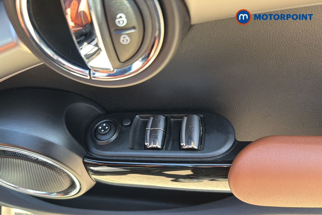 Mini Convertible Cooper S Exclusive Automatic Petrol Convertible - Stock Number (1645993) - 19th supplementary image