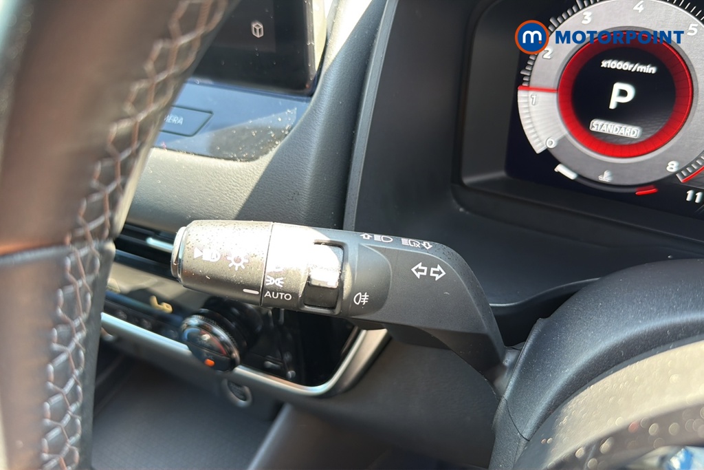Nissan Qashqai N-Connecta Automatic Petrol SUV - Stock Number (1646000) - 5th supplementary image