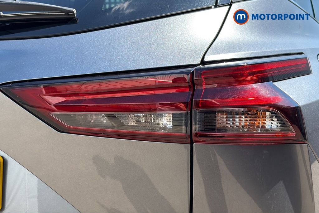 Nissan Qashqai N-Connecta Automatic Petrol SUV - Stock Number (1646000) - 36th supplementary image