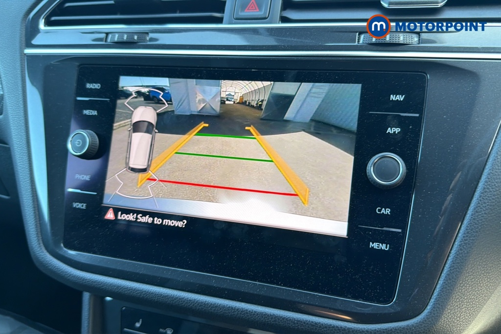 Volkswagen Tiguan Allspace R-Line Automatic Petrol SUV - Stock Number (1646014) - 13th supplementary image