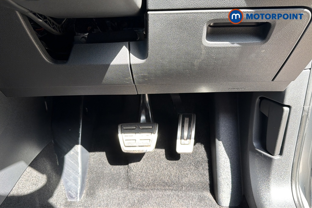 Volkswagen Tiguan Allspace R-Line Automatic Petrol SUV - Stock Number (1646014) - 24th supplementary image