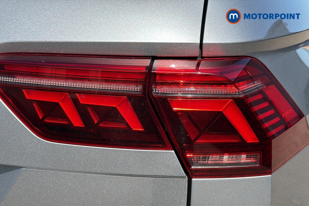Volkswagen Tiguan Allspace R-Line Automatic Petrol SUV - Stock Number (1646014) - 36th supplementary image