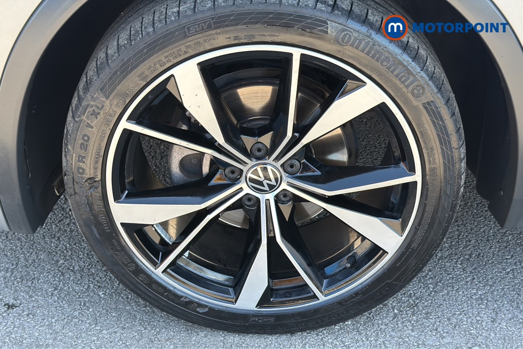 Volkswagen Tiguan Allspace R-Line Automatic Petrol SUV - Stock Number (1646014) - 44th supplementary image