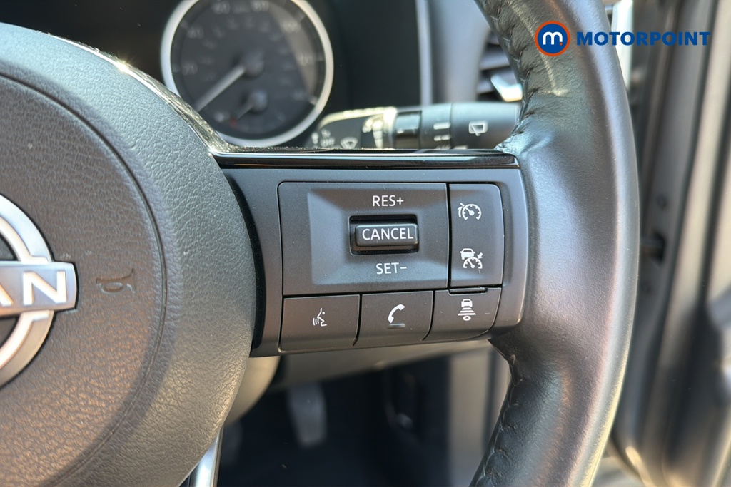 Nissan X-Trail Acenta Premium Automatic Petrol-Electric Hybrid SUV - Stock Number (1646159) - 3rd supplementary image