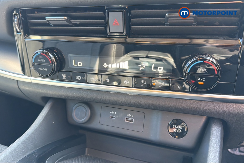 Nissan X-Trail Acenta Premium Automatic Petrol-Electric Hybrid SUV - Stock Number (1646159) - 12th supplementary image