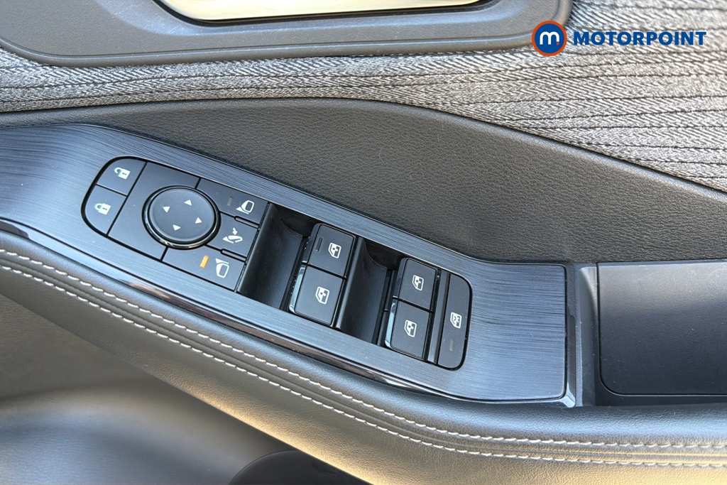 Nissan X-Trail Acenta Premium Automatic Petrol-Electric Hybrid SUV - Stock Number (1646159) - 19th supplementary image