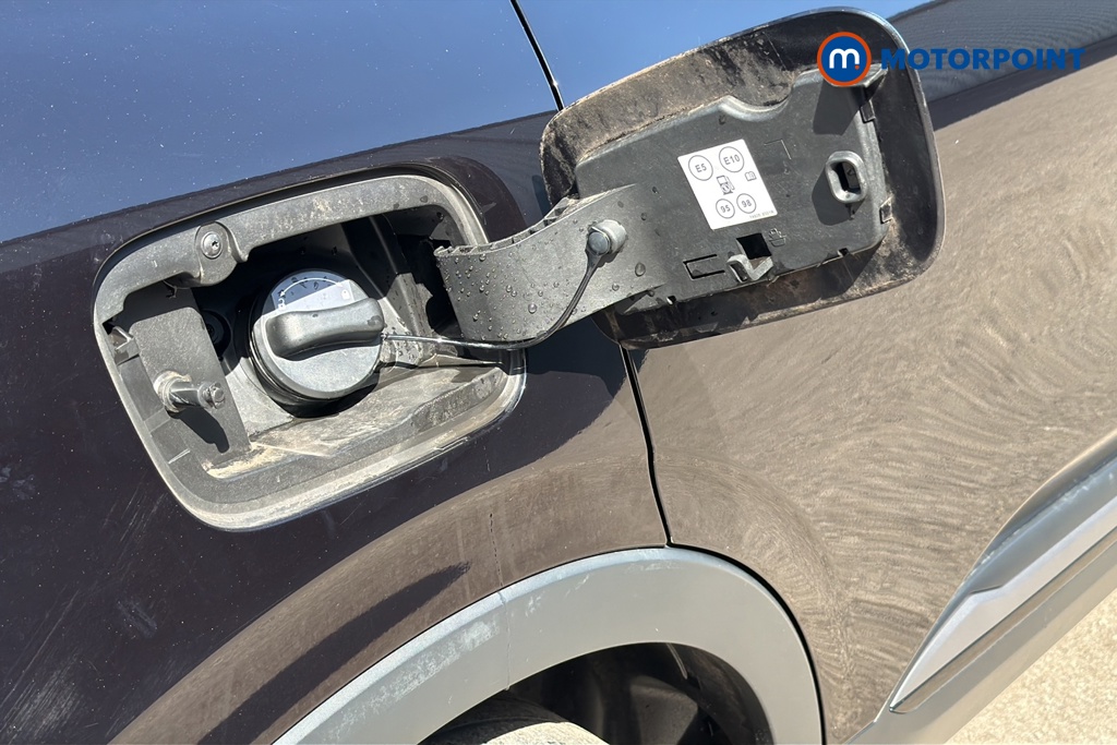 Renault Arkana R.S. Line Automatic Petrol-Electric Hybrid SUV - Stock Number (1646203) - 41st supplementary image