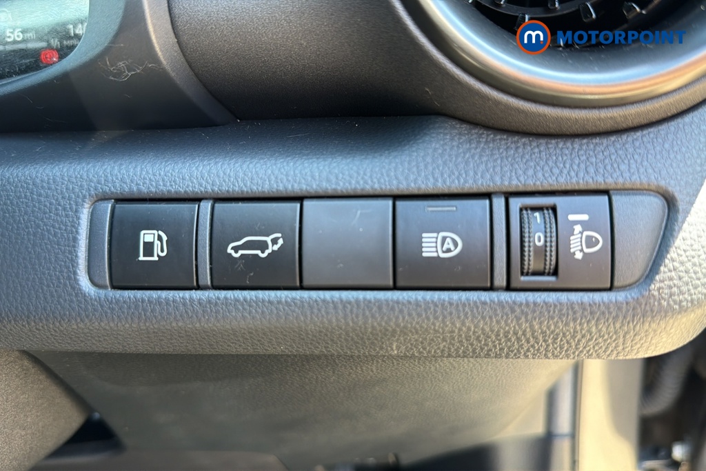 Toyota C-Hr Design Automatic Petrol-Electric Hybrid SUV - Stock Number (1646229) - 11th supplementary image