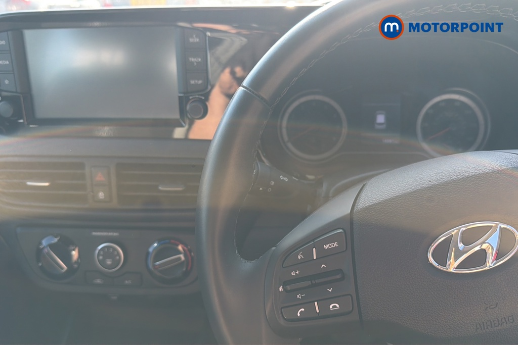 Hyundai I10 Se Connect Automatic Petrol Hatchback - Stock Number (1646522) - 1st supplementary image