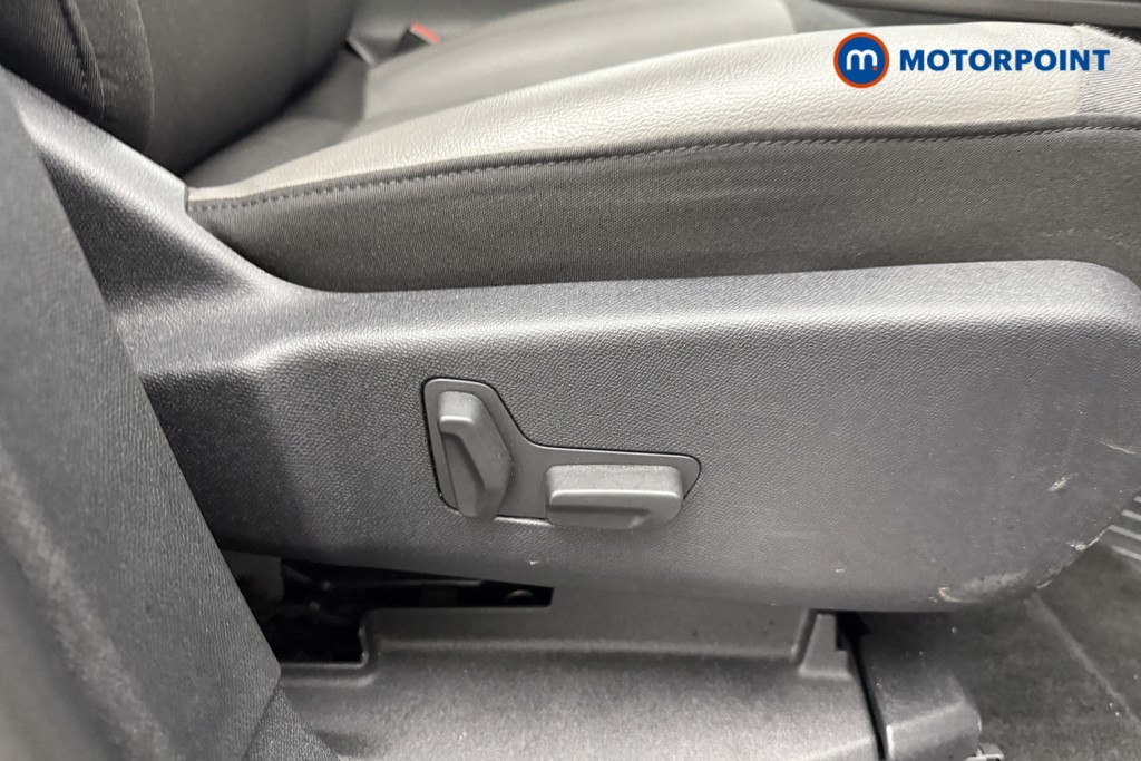 Citroen C5 Aircross Flair Plus Manual Diesel SUV - Stock Number (1597146) - 21st supplementary image