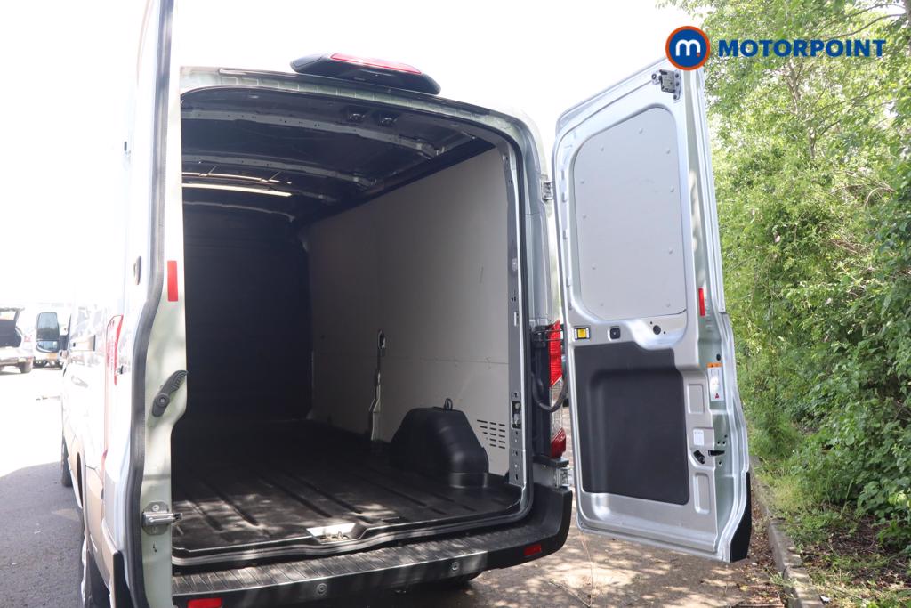 Ford Transit Limited Automatic Diesel Medium Roof Van - Stock Number (1614675) - 19th supplementary image