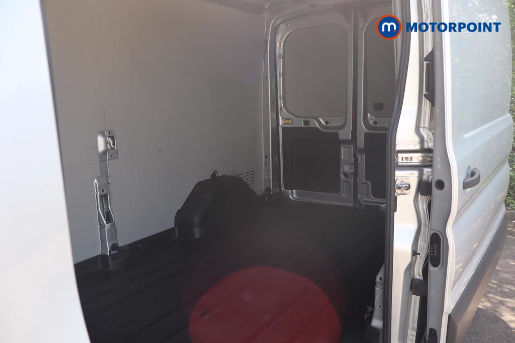 Ford Transit Limited Automatic Diesel Medium Roof Van - Stock Number (1614675) - 20th supplementary image