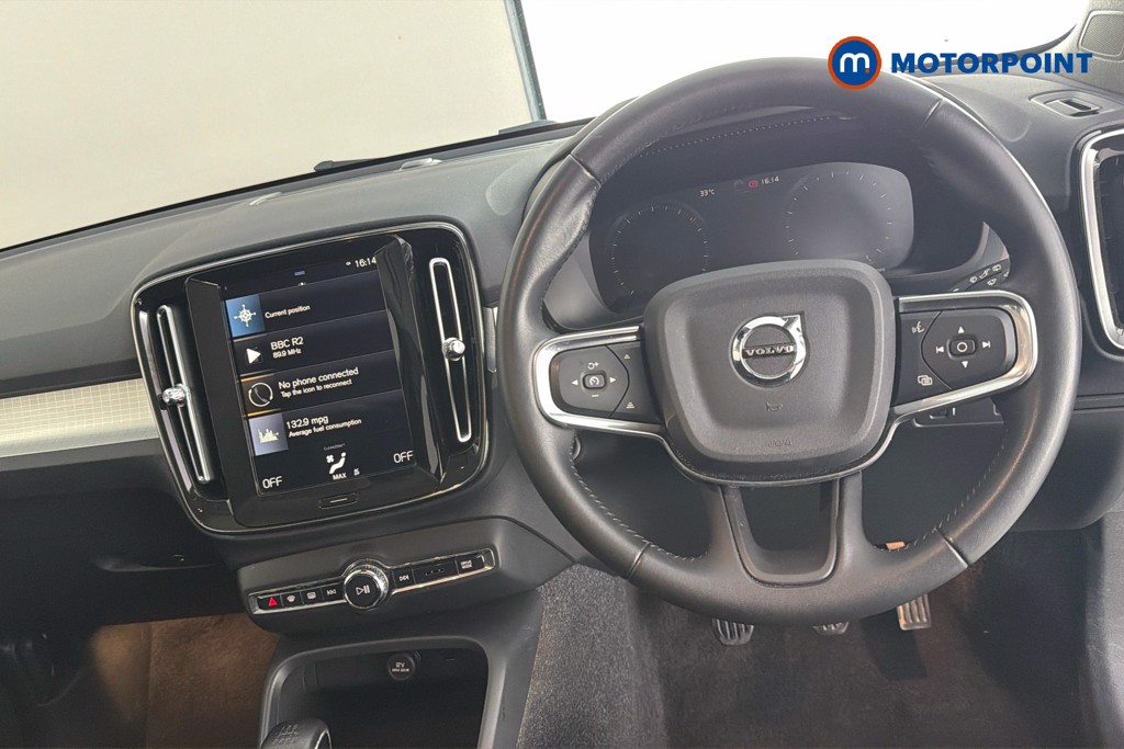 Volvo Xc40 Momentum Manual Petrol SUV - Stock Number (1623208) - 2nd supplementary image