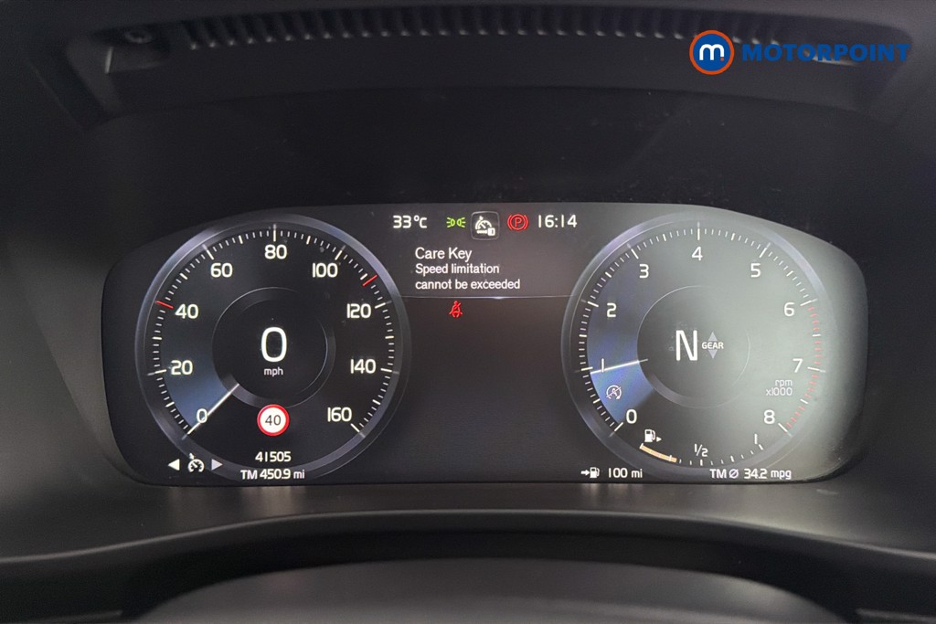 Volvo Xc40 Momentum Manual Petrol SUV - Stock Number (1623208) - 8th supplementary image