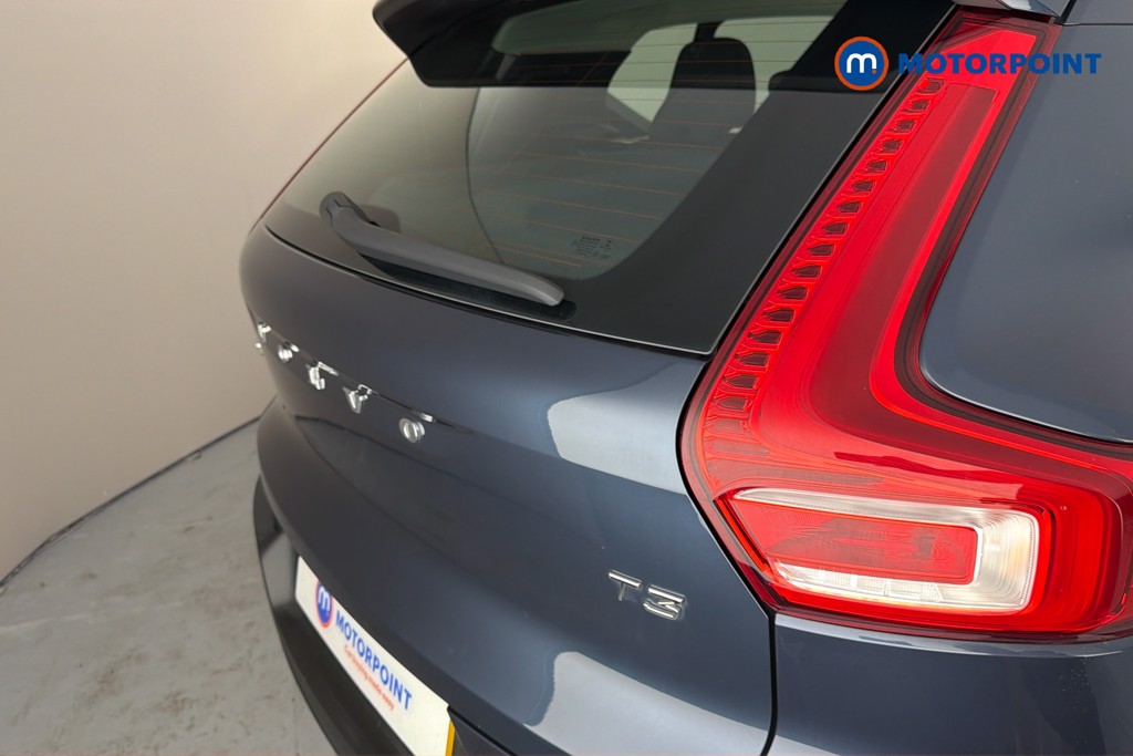 Volvo Xc40 Momentum Manual Petrol SUV - Stock Number (1623208) - 37th supplementary image