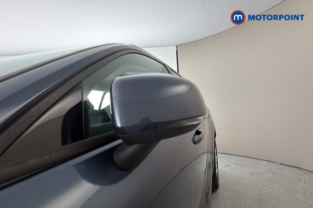 Volvo Xc40 Momentum Manual Petrol SUV - Stock Number (1623208) - 43rd supplementary image