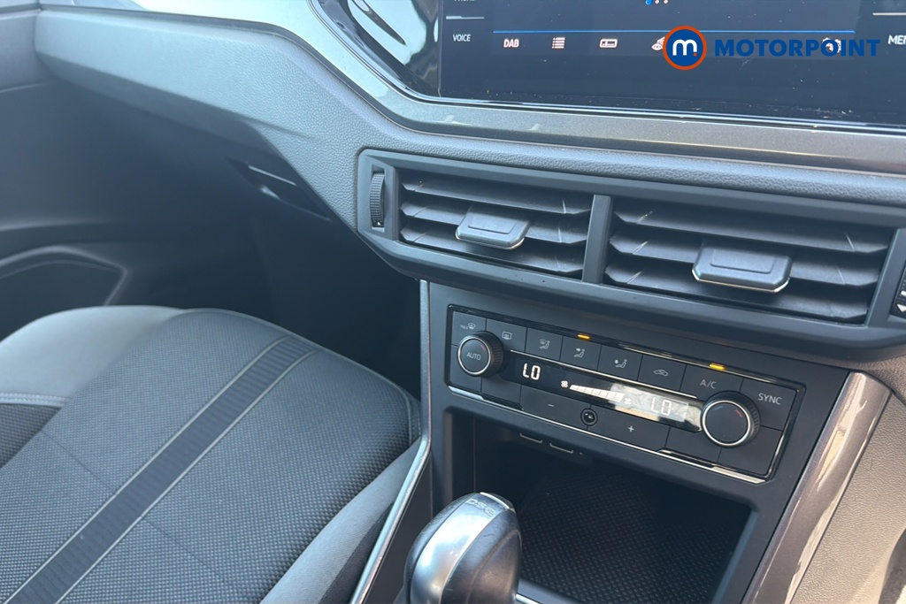 Volkswagen Polo SEL Automatic Petrol Hatchback - Stock Number (1623392) - 12th supplementary image