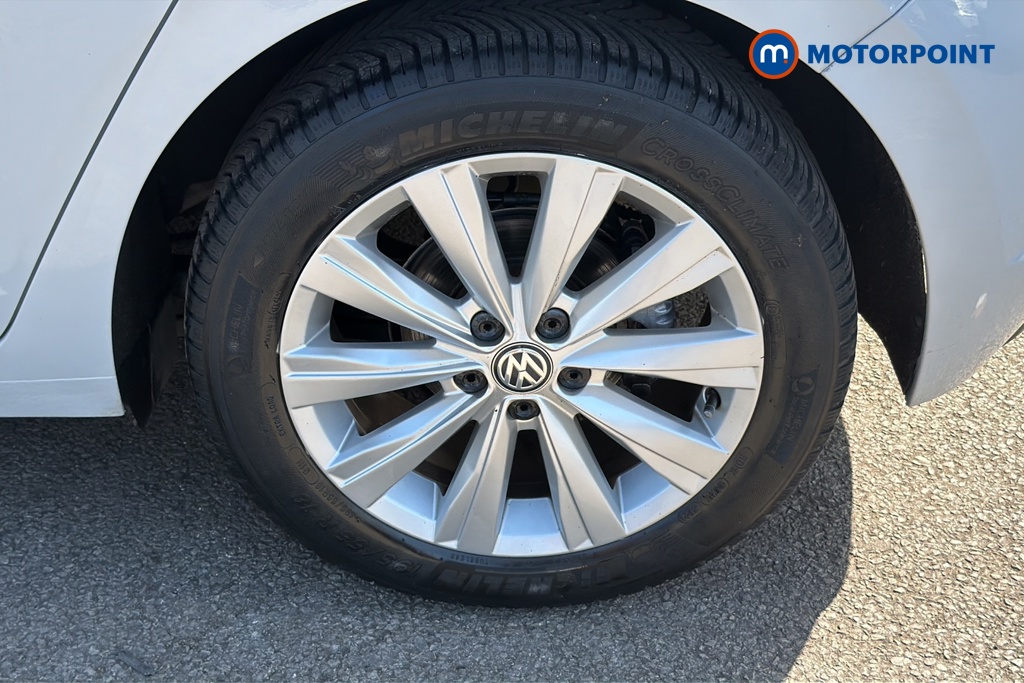 Volkswagen Polo SEL Automatic Petrol Hatchback - Stock Number (1623392) - 45th supplementary image