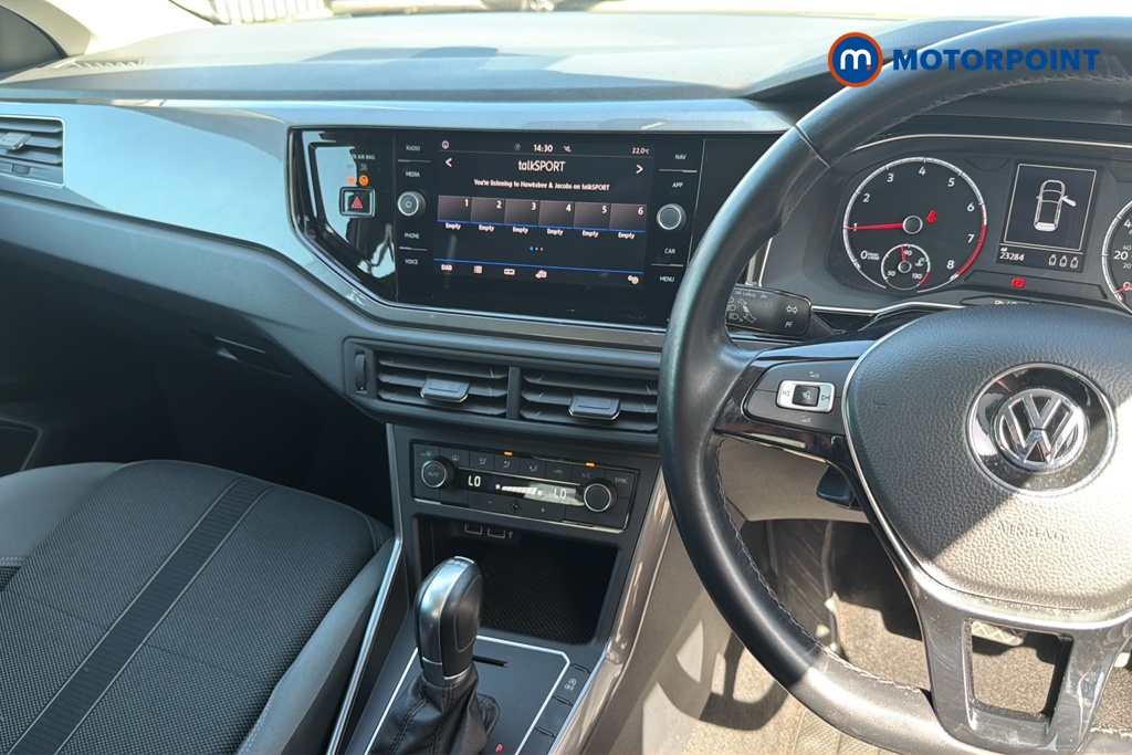 Volkswagen Polo SEL Automatic Petrol Hatchback - Stock Number (1623392) - 1st supplementary image