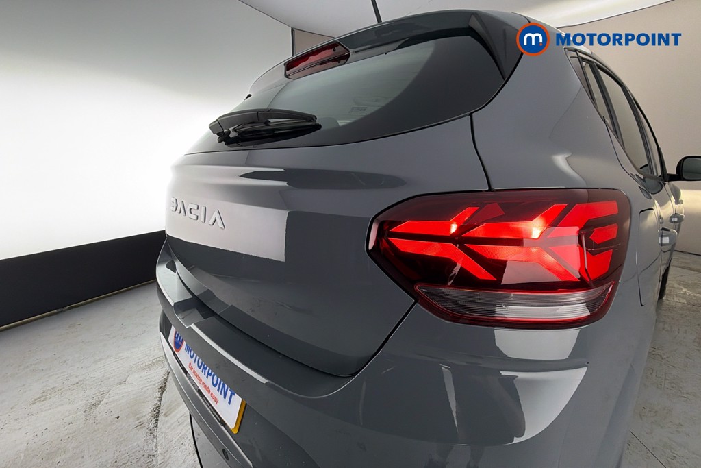 Dacia Sandero Expression Manual Petrol Hatchback - Stock Number (1625420) - 37th supplementary image