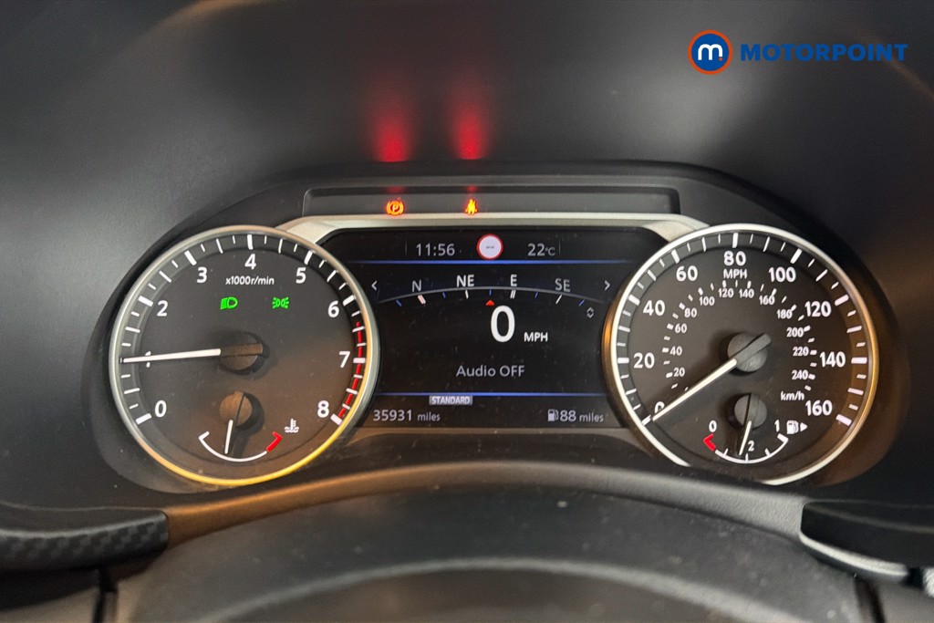 Nissan Juke N-Connecta Manual Petrol SUV - Stock Number (1630602) - 8th supplementary image