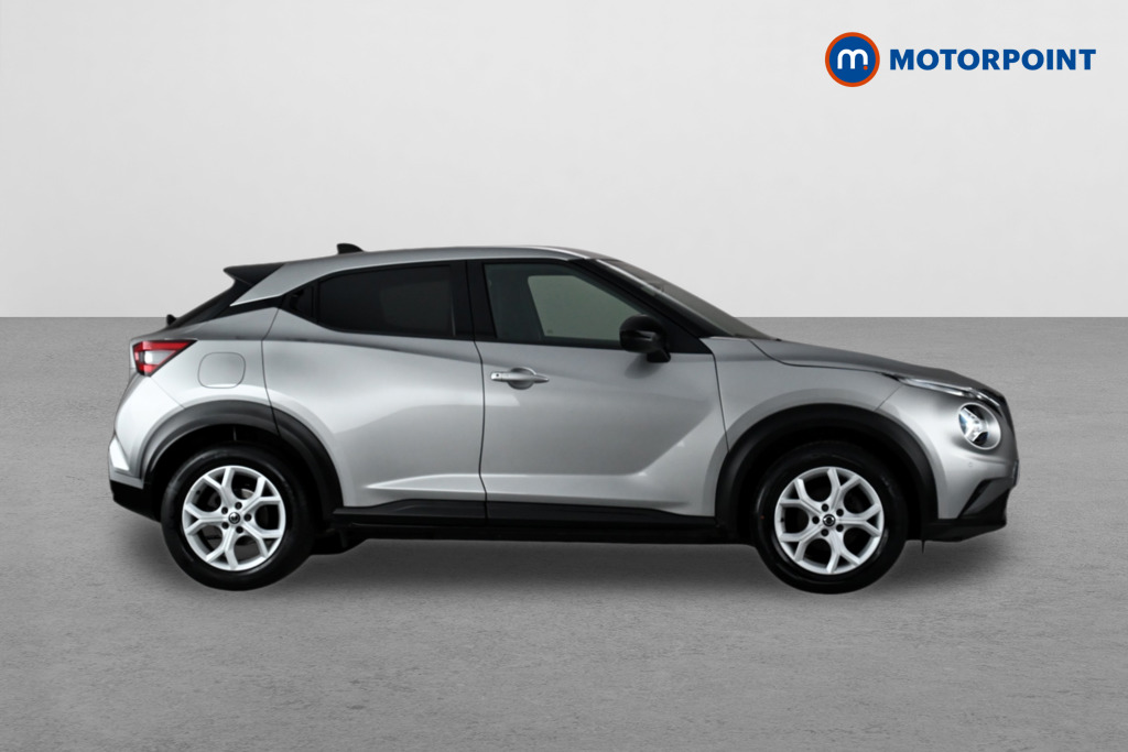 Nissan Juke N-Connecta Manual Petrol SUV - Stock Number (1630602) - Drivers side