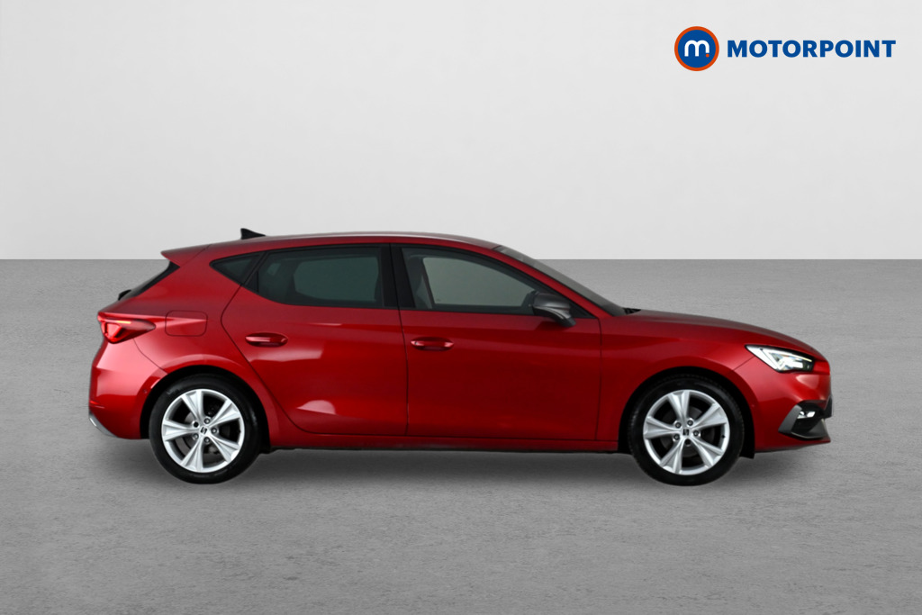Seat Leon FR Manual Petrol Hatchback - Stock Number (1634738) - Drivers side