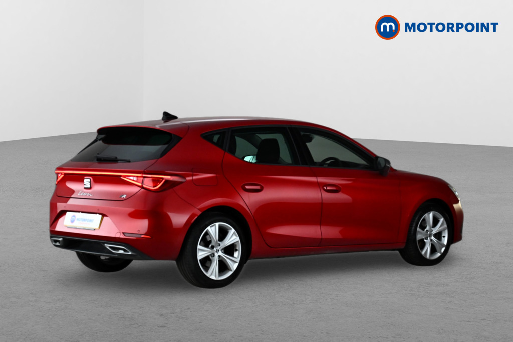 Seat Leon FR Manual Petrol Hatchback - Stock Number (1634738) - Drivers side rear corner