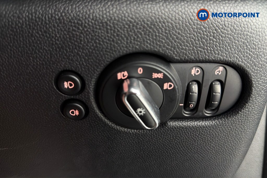 Mini Hatchback Cooper Sport Manual Petrol Hatchback - Stock Number (1636266) - 18th supplementary image