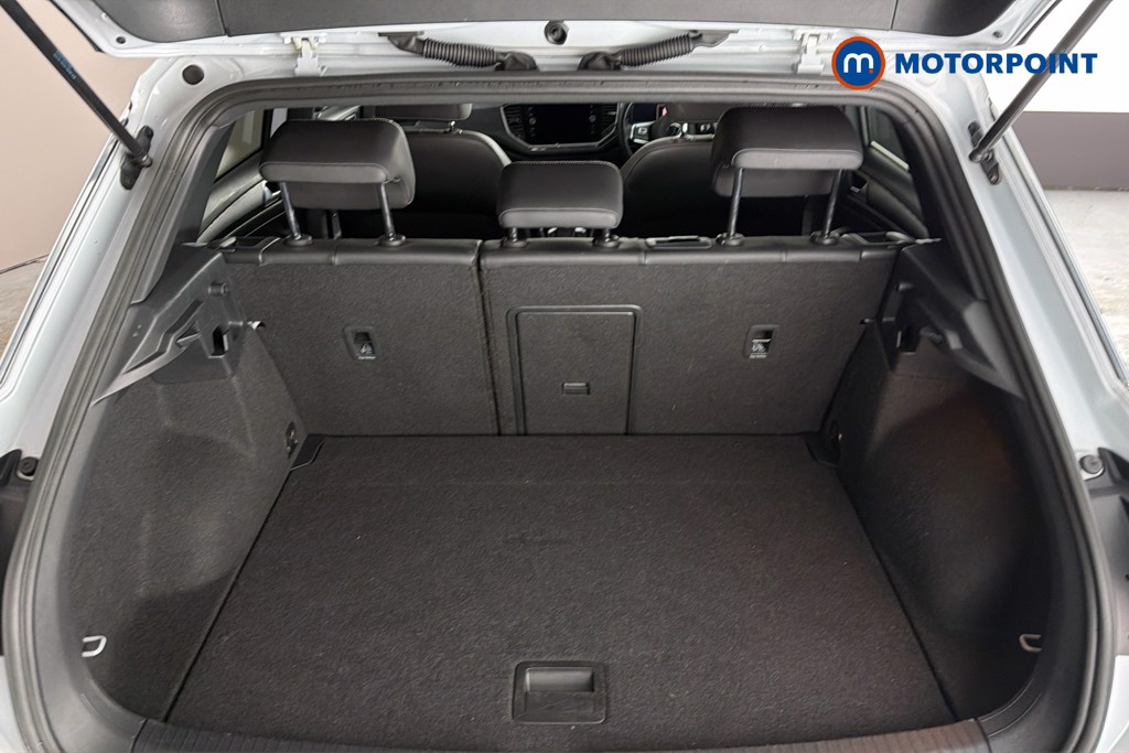 Volkswagen T-Roc R-Line Automatic Petrol SUV - Stock Number (1637265) - 33rd supplementary image