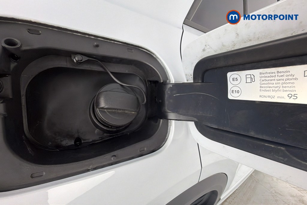 Volkswagen T-Roc R-Line Automatic Petrol SUV - Stock Number (1637265) - 41st supplementary image