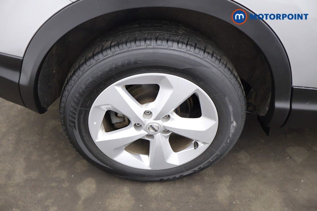 Nissan Qashqai Acenta Premium Manual Petrol SUV - Stock Number (1637957) - 3rd supplementary image