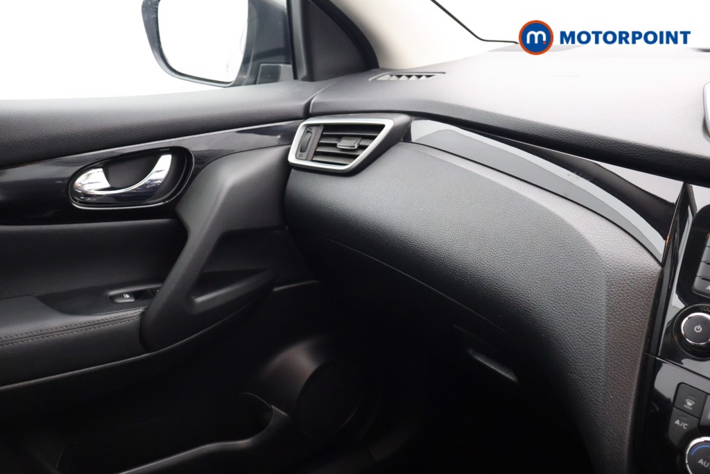 Nissan Qashqai Acenta Premium Manual Petrol SUV - Stock Number (1637957) - 10th supplementary image