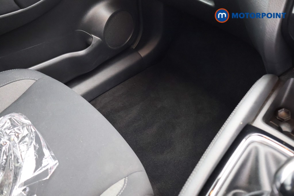 Nissan Qashqai Acenta Premium Manual Petrol SUV - Stock Number (1637957) - 12th supplementary image