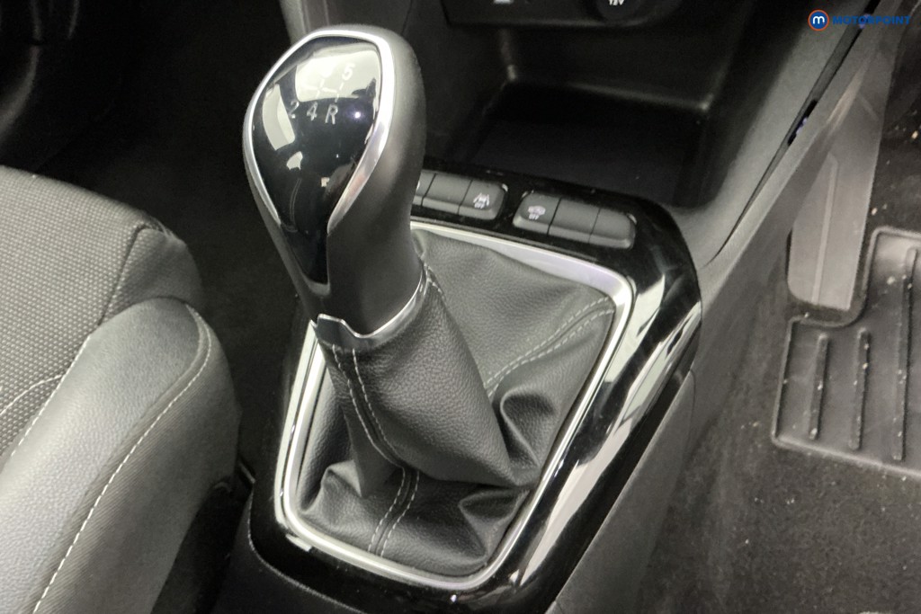 Vauxhall Corsa GS Manual Petrol Hatchback - Stock Number (1638506) - 16th supplementary image