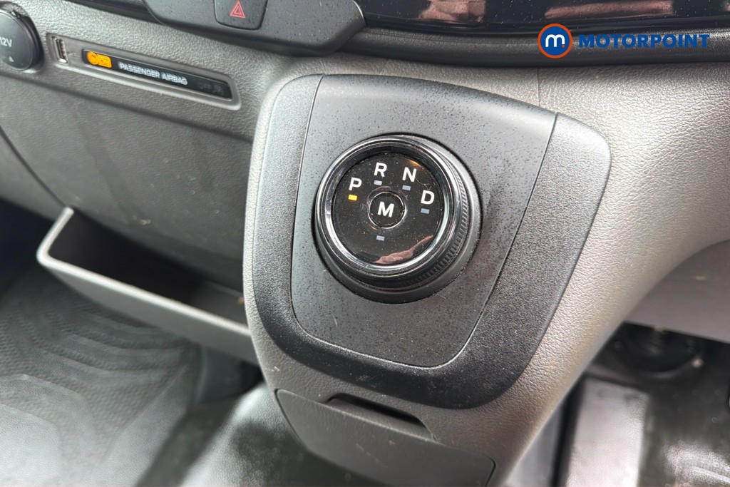 Ford Transit Limited Automatic Diesel Medium Roof Van - Stock Number (1639442) - 15th supplementary image